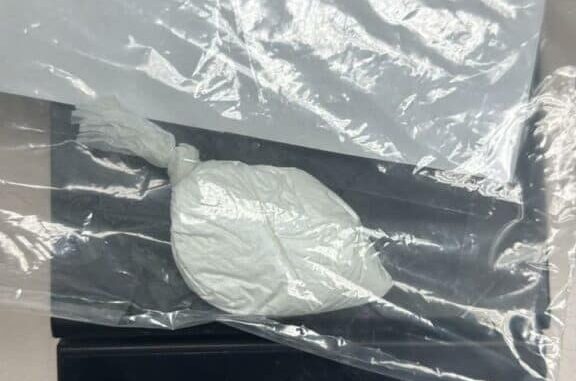 Detiene AEI a hombre en posesión de más de 20 gramos de cocaína