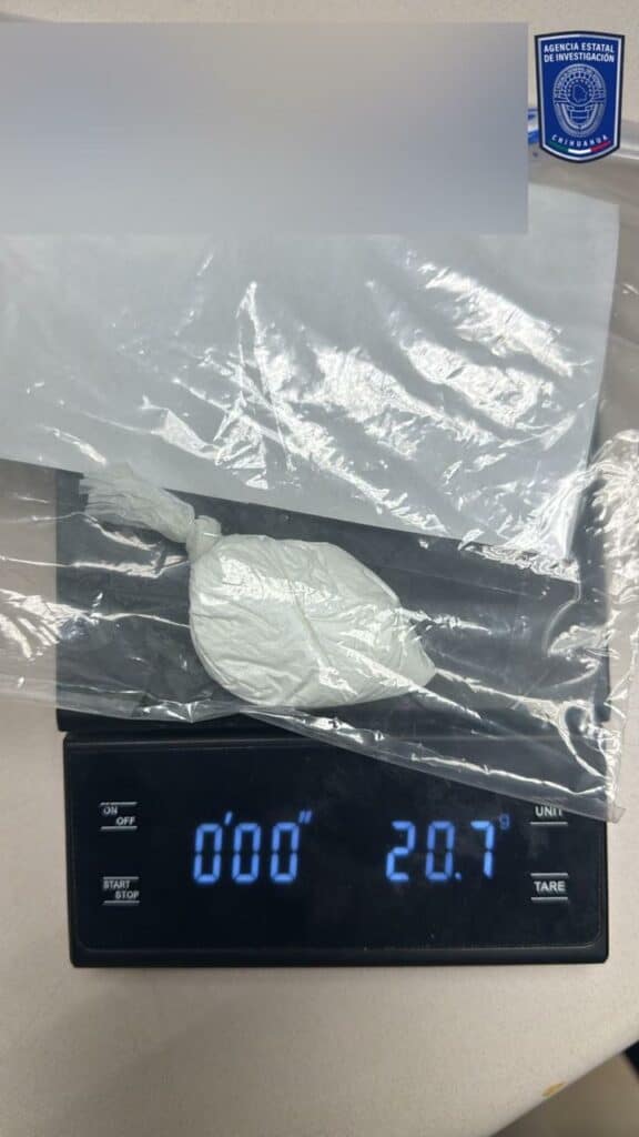 Detiene AEI a hombre en posesión de más de 20 gramos de cocaína