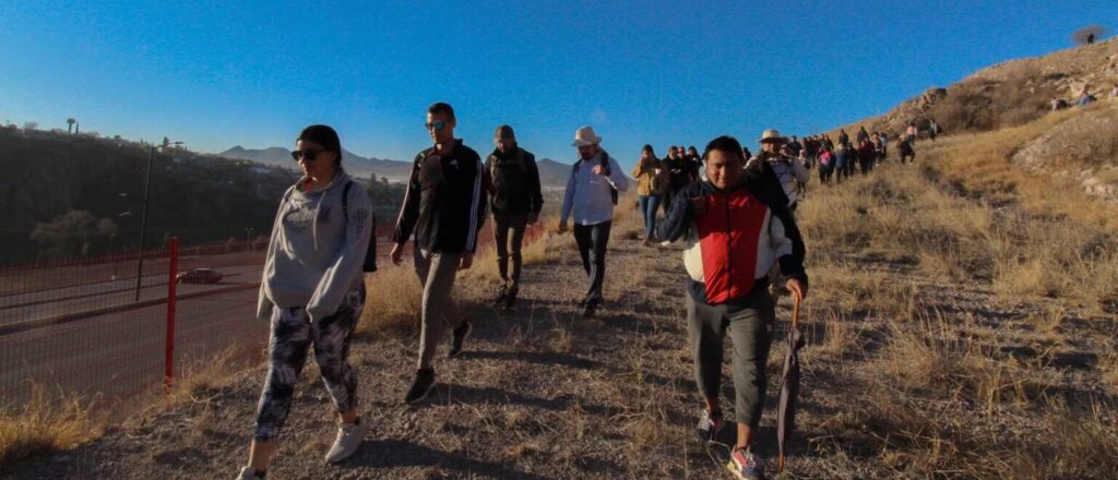 Realizan la primera peregrinación del Camino de Maldonado en Chihuahua