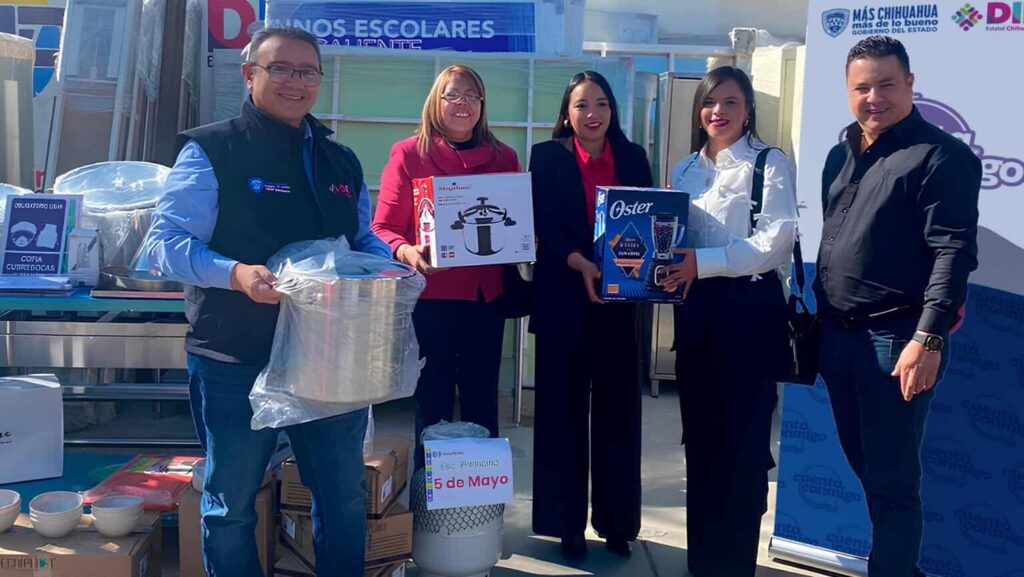 Garantiza DIF Estatal desayunos calientes para más de 900 estudiantes de Guazapares y Santa Bárbara