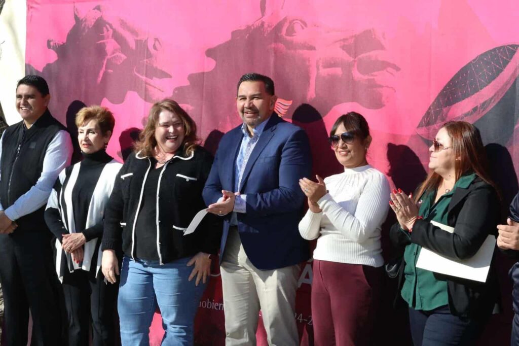 Entregan obras en Centro de Atención Múltiple 43