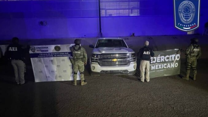 Recupera Operativo Conjunto pickup robada en carretera vía corta a Parral