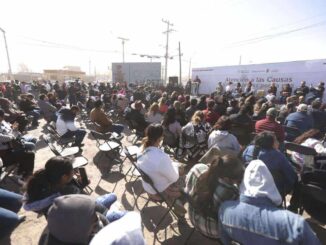 Atiende municipio necesidades de Anapra; llevan servicios a la colonia