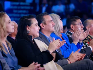 Asiste alcalde Bonilla a 3er informe de Maru Campos en Parral; reconoce logros y la iniciativa Nutri Chihuahua