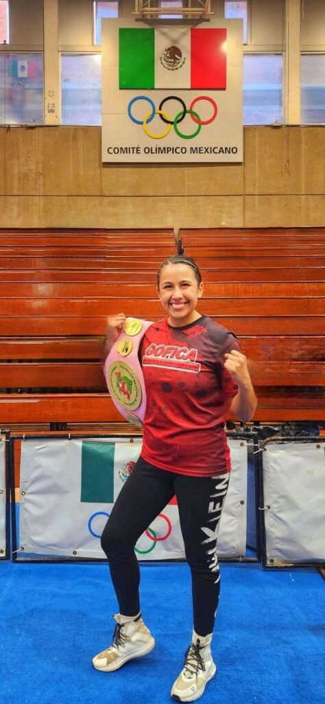 Boxeadora juarense compite en Serbia por campeonato mundial
