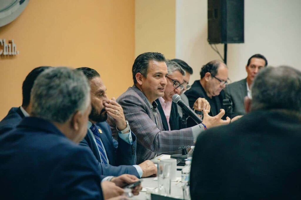 Participa alcalde Bonilla en Sesión del Consejo Directivo de CANACO con presentación del PMD