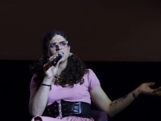 Más allá de ‘Emilia Pérez’, medios banalizan la identidad trans, critica directora