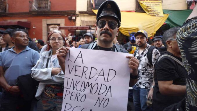 El artista Fabián Cháirez alerta por avance de grupos antiderechos en México