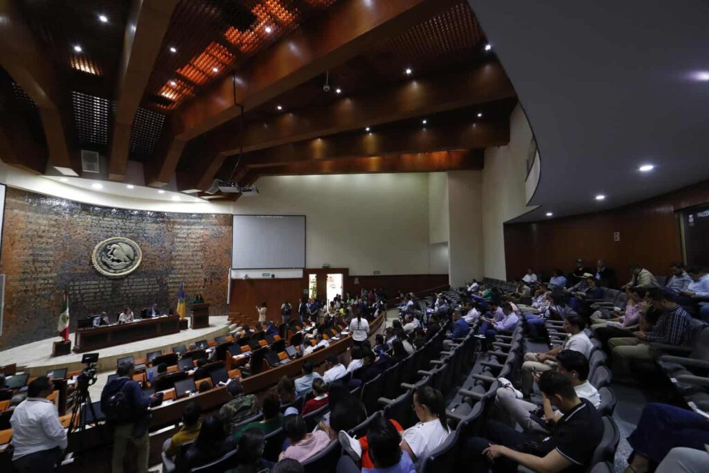 Congreso de Jalisco rechaza que menores de edad puedan cambiar su identidad de género