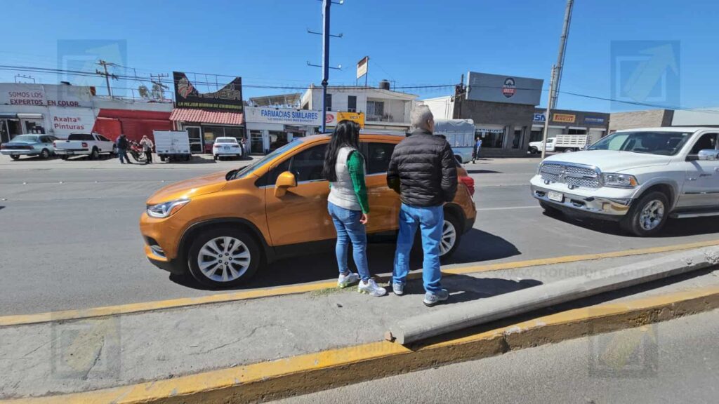 Hombre resulta lesionado en atropello sobre la avenida Tecnológico; choque múltiple tras el accidente