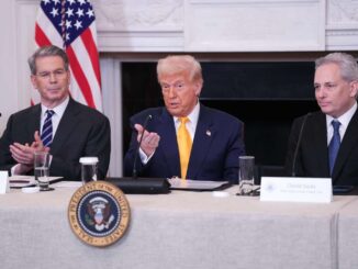 Trump evita comparecer ante la prensa mientras los mercados registran fuertes caídas