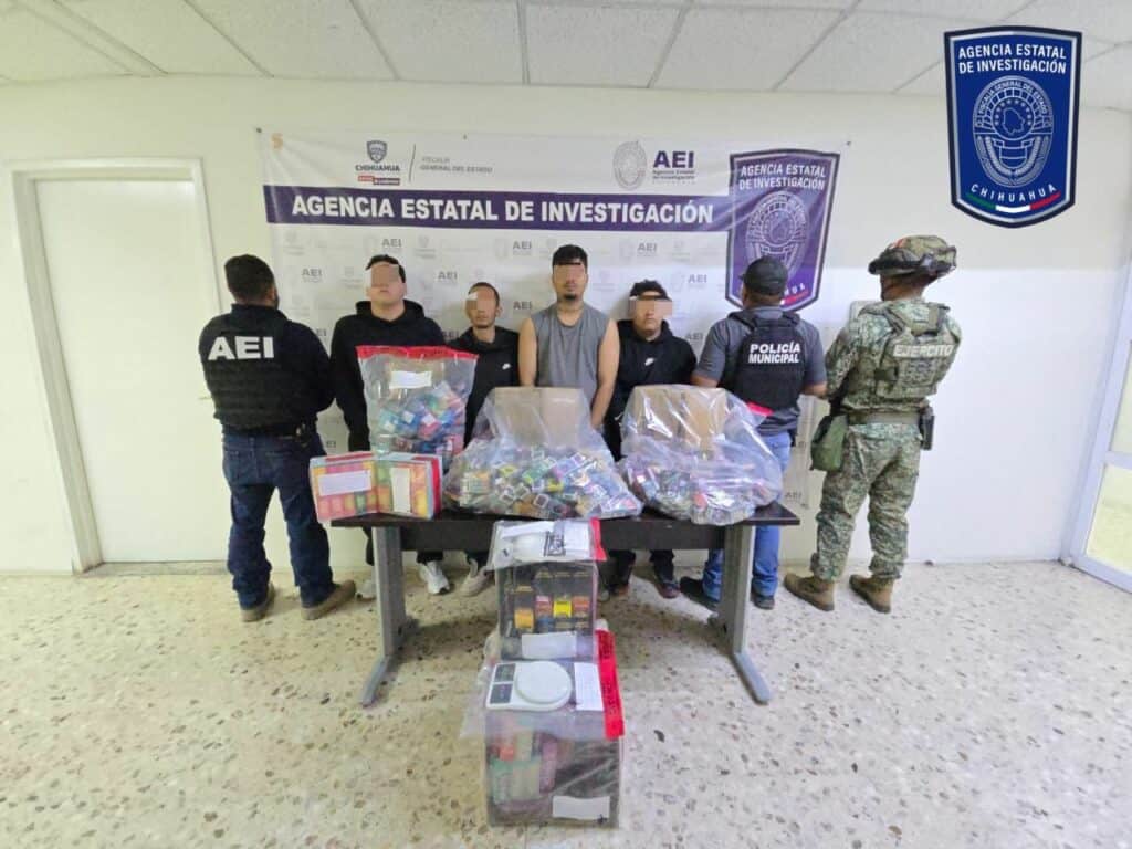 Detienen a cuatro personas durante cateo por posesión de narcóticos en la colonia Valle de la Madrid