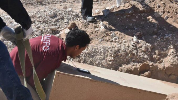 Inhuma FGE 56 cuerpos no identificados en la Zona Norte