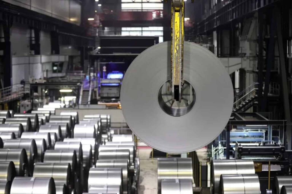 Sheinbaum prepara con empresarios del acero respuesta a los aranceles de Trump