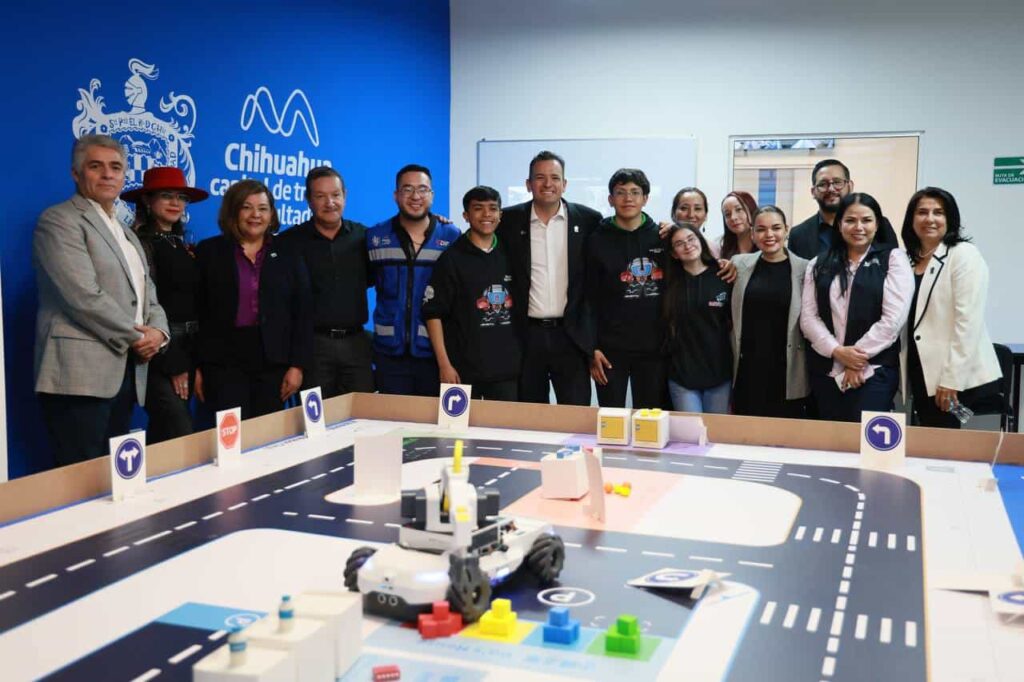 Inauguran primer Centro STEM en la ciudad para que niños y adolescentes aprendan de tecnología