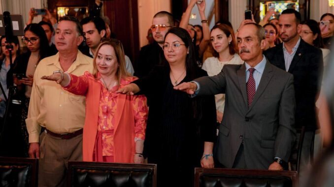 Nombra Ayuntamiento de Chihuahua a los tres nuevos consejos ciudadanos de Transparencia