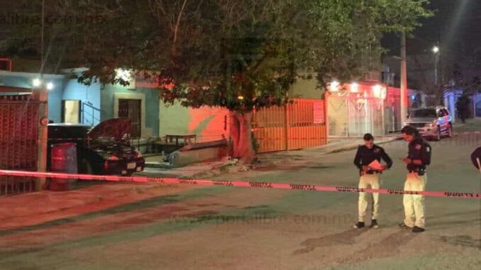 Hombre es ejecutado en la cochera de su domicilio en la colonia Minerales