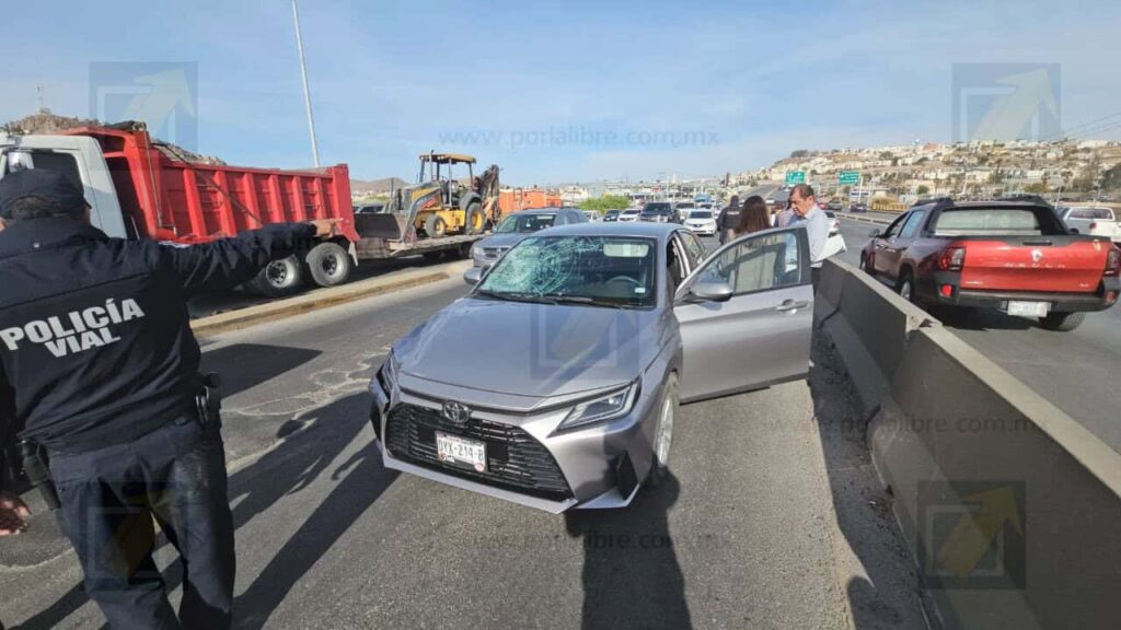 Mujer mayor es atropellada en el periférico de la Juventud