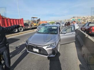 Mujer mayor es atropellada en el periférico de la Juventud
