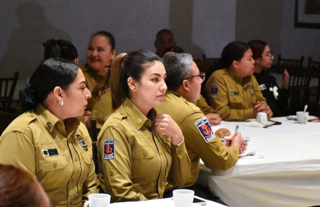 Reconocen labor de rescatistas en su 48° Aniversario