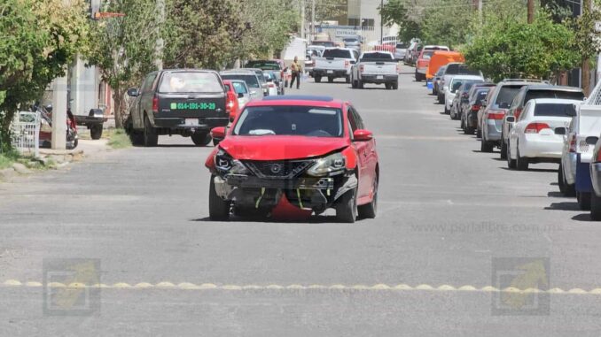 Detienen a dos armados tras persecución por presunta venta de droga