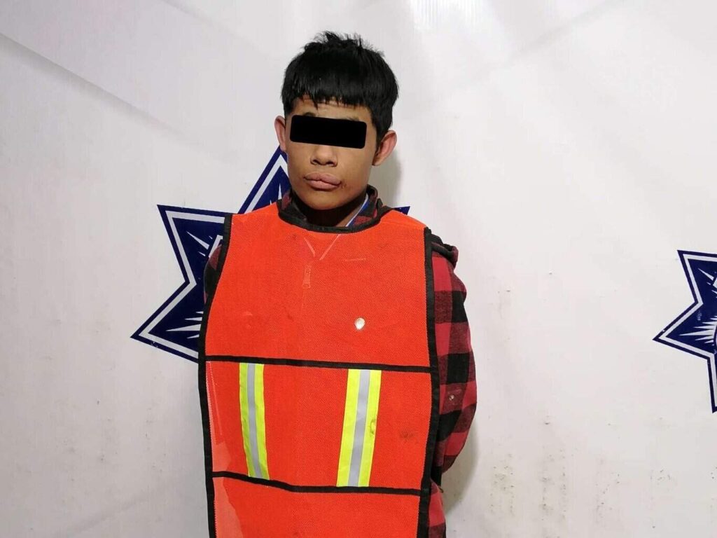 Sorprenden a ladrones en interior de negocios en hechos distintos