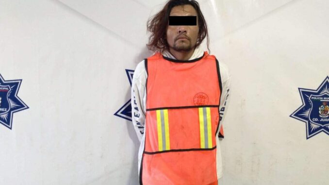 Roban con violencia una tienda en Hacienda de las Torres, los detienen