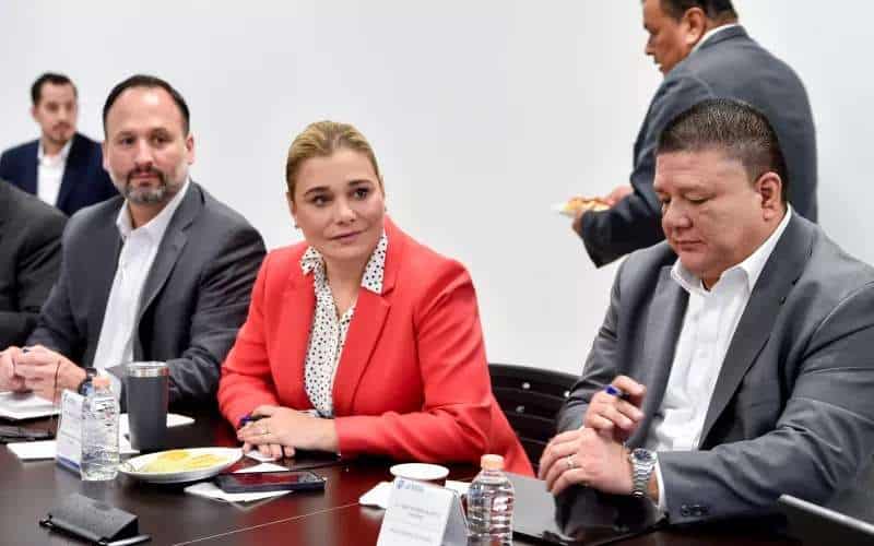 Refuerza Maru estrategia contra delitos y adicciones en Ciudad Juárez