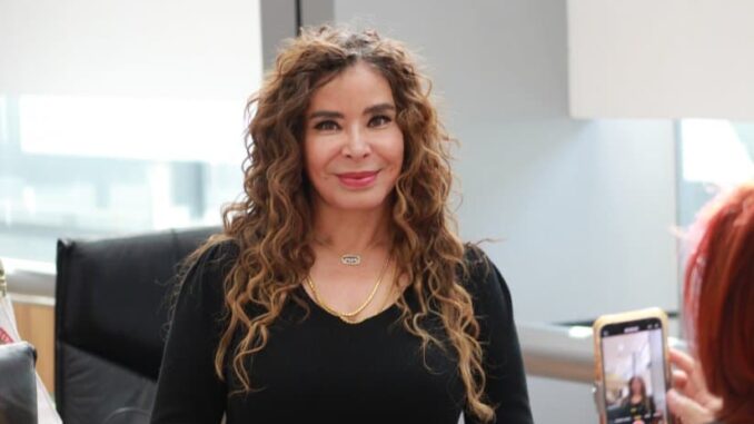 Señala María Antonieta Pérez tardanza del Estado para investigar los casos de uniformes de alto costo y cafeterías no licitadas en el COBACH