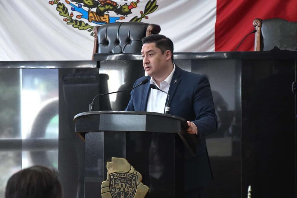 Impulsa Alfredo Chávez promoción de la lectura en escuelas primarias