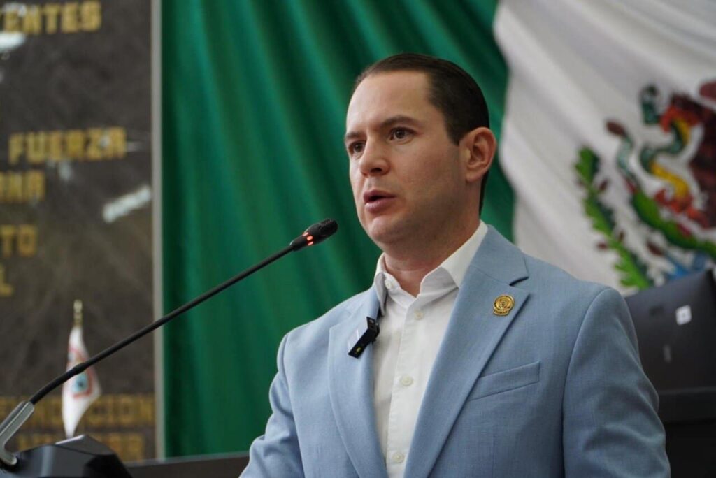 José Luis Villalobos propone reforma para posicionar a Chihuahua como referente en turismo de aventura