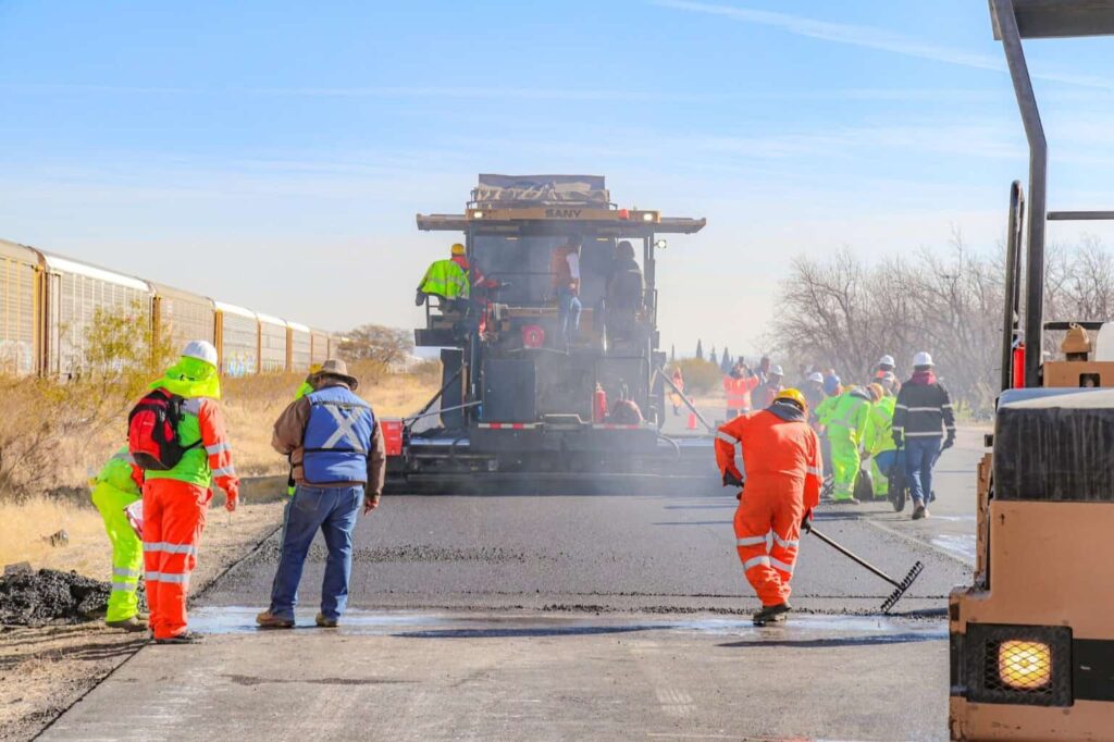 Invierte Gobierno del Estado en rehabilitación de carreteras estatales