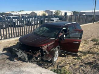 Choque vehicular en el Corredor Comercial deja dos mujeres lesionadas