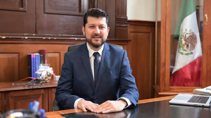 Maru Campos designa a Heriberto Miranda como director de Pensiones Civiles del Estado