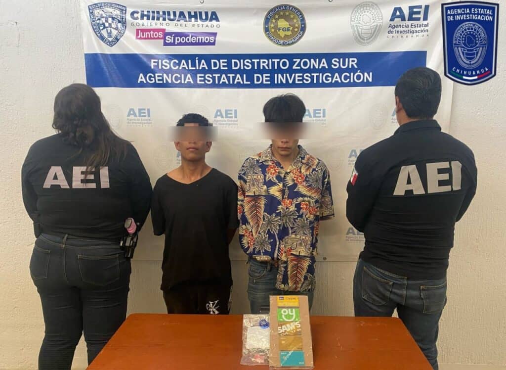 Detenidos en flagrancia por robo y posesión de narcóticos en Parral