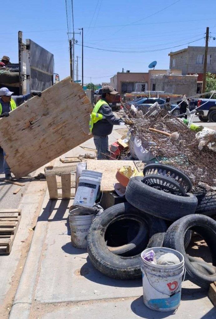 Limpian parque de Sierra Vista