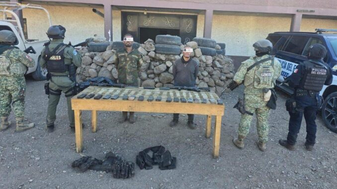 Capturan a dos sujetos armados en Madera; aseguran equipo táctico