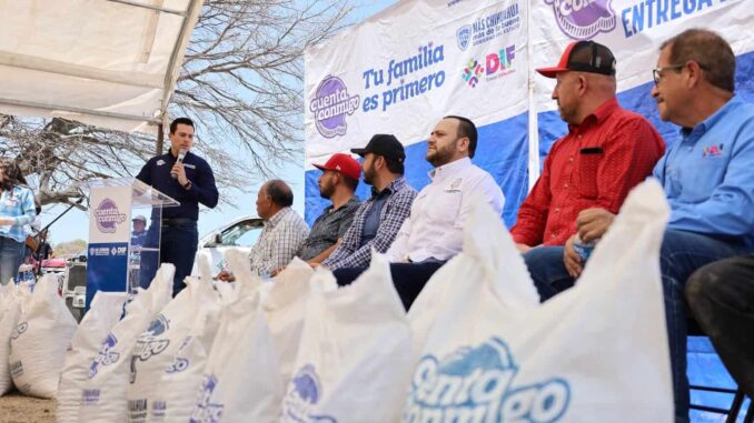 Entregan 10 toneladas de apoyos alimenticios a comunidades indígenas de Nonoava