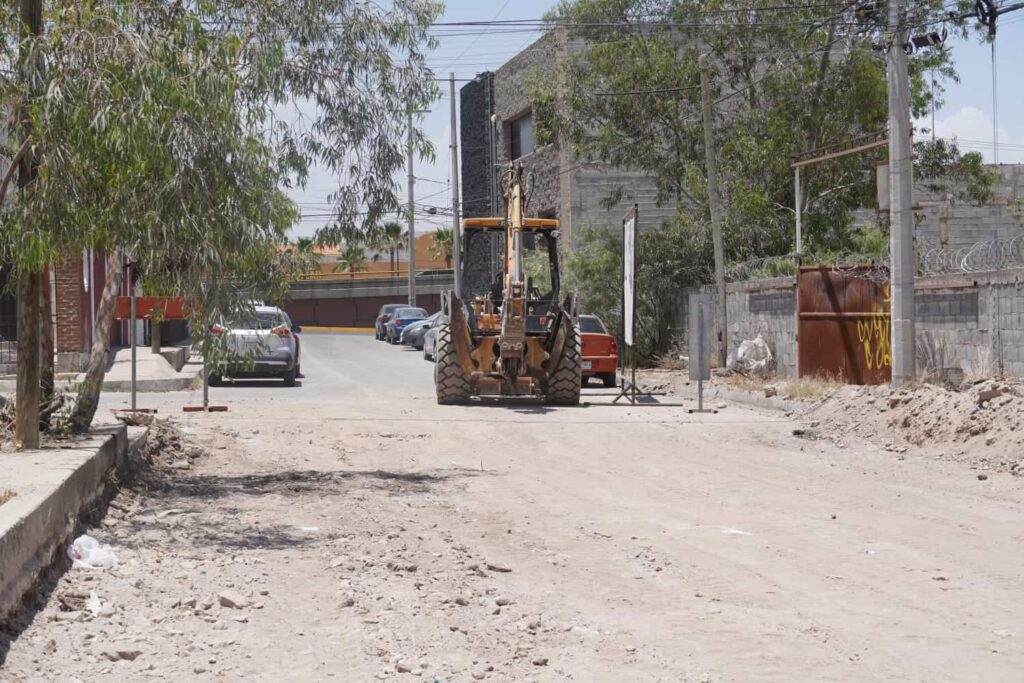 Inicia Municipio pavimentación en la colonia Insurgentes
