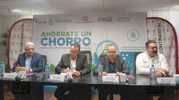 Inician JCAS y Arca Continental entrega de 30 mil regaderas ecológicas