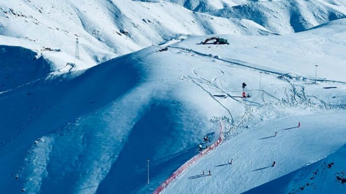 Hallan los cadáveres de cinco esquiadores en glaciar de los Alpes suizos