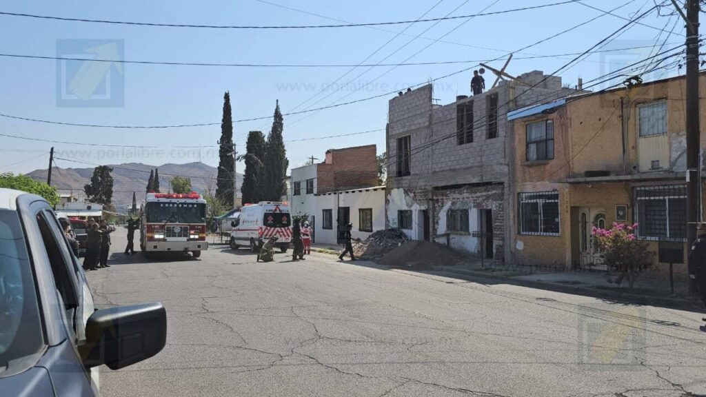 Joven sufre quemaduras tras recibir descarga eléctrica en obra de construcción