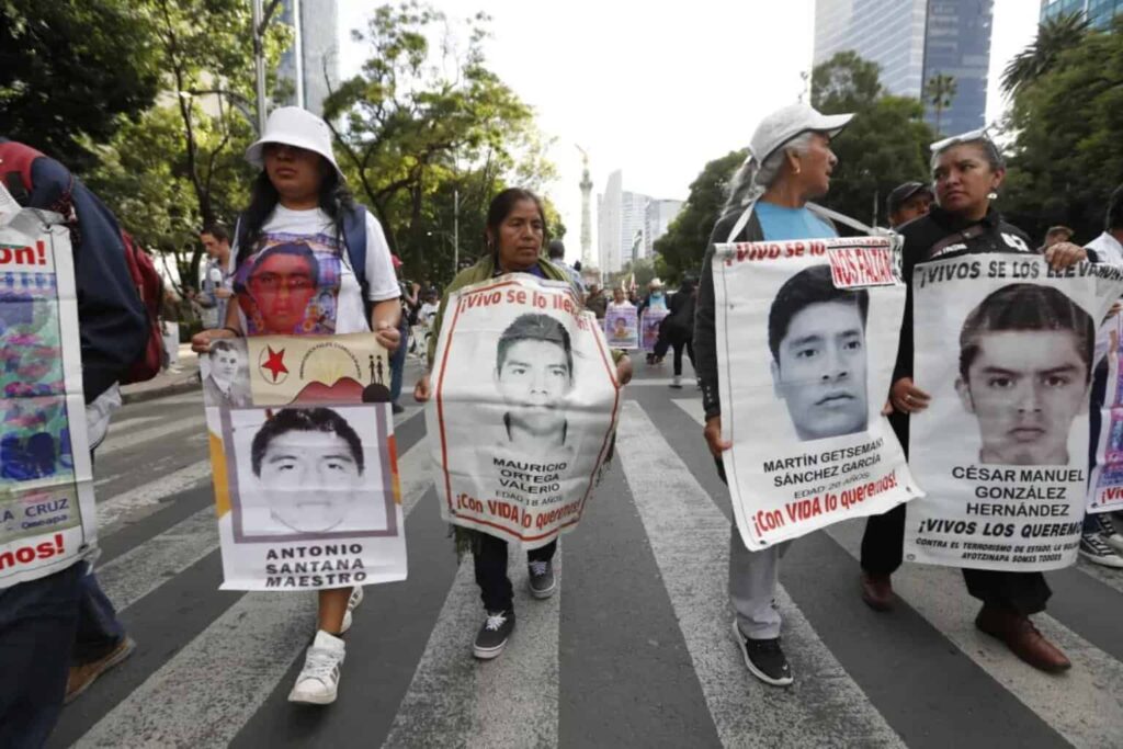 Fiscal del Caso Ayotzinapa reconoce que se buscan los cadáveres de normalistas